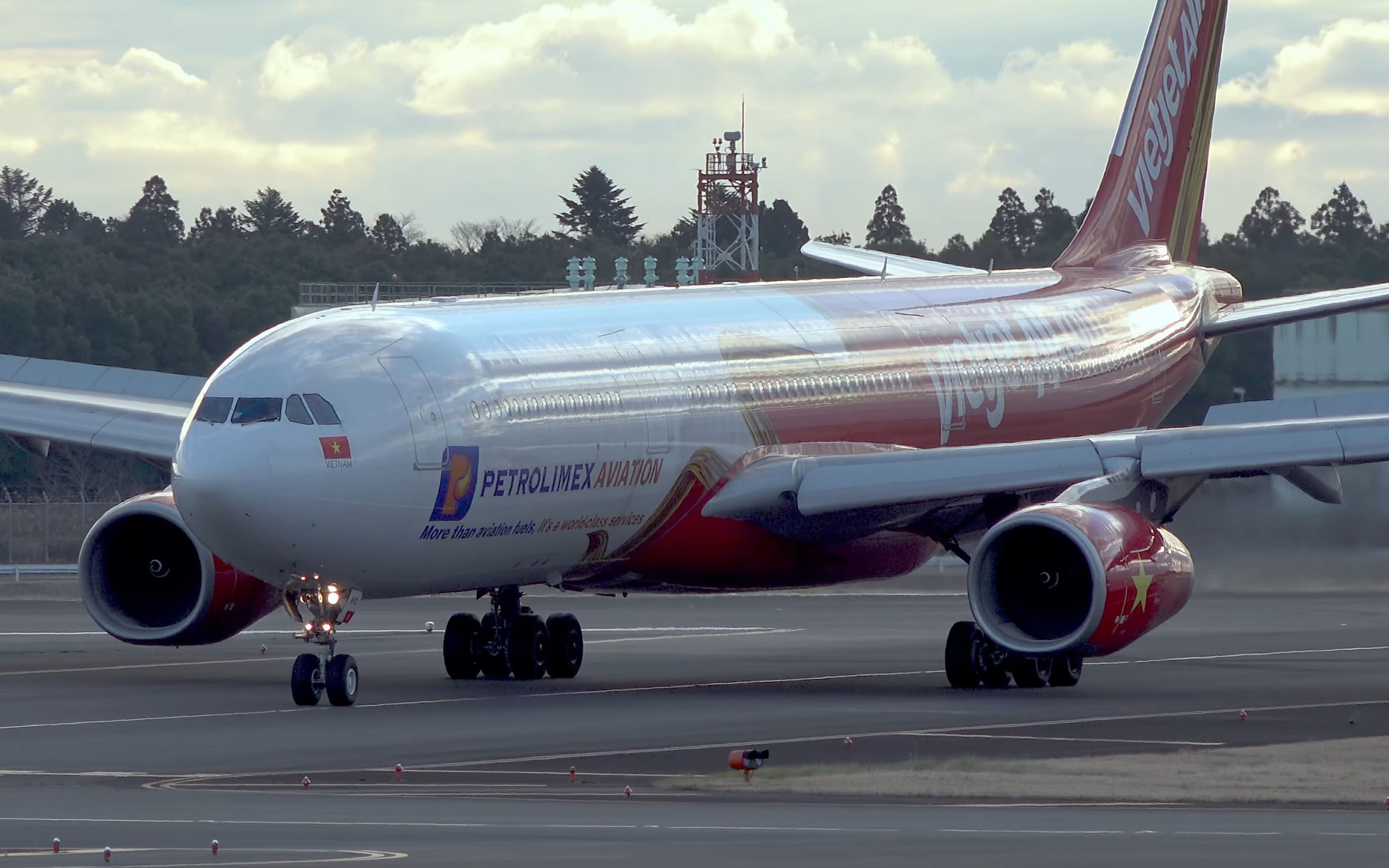 vietjet a330-300 vn-a810|成田空港|4k