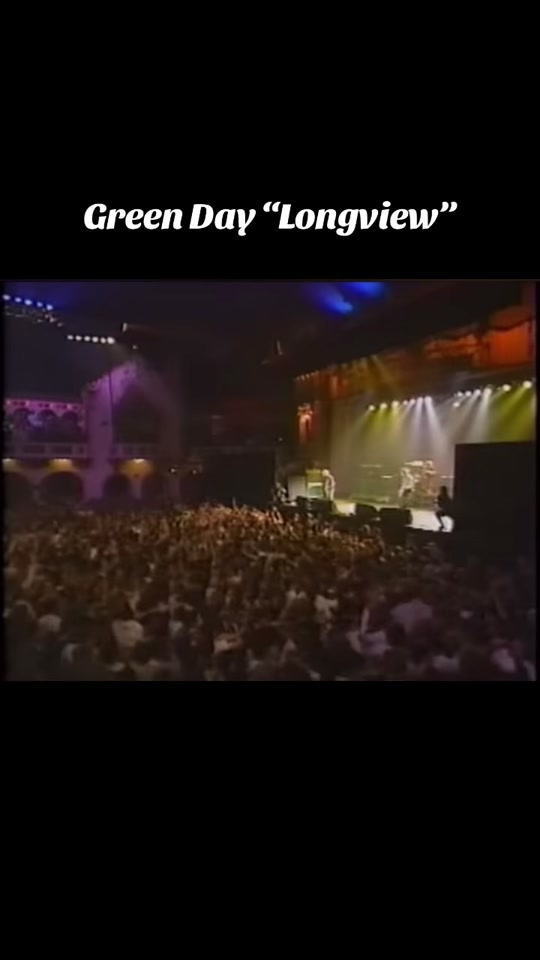 #GreenDay #greendaytok #音乐 #greendaysounds #歌曲 #现场 #吉他手 #表演 #bliejoearmstrong #音哔哩哔哩bilibili