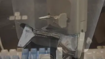 slr的后托不要大力按！！！
