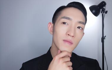 明星造型师小邱