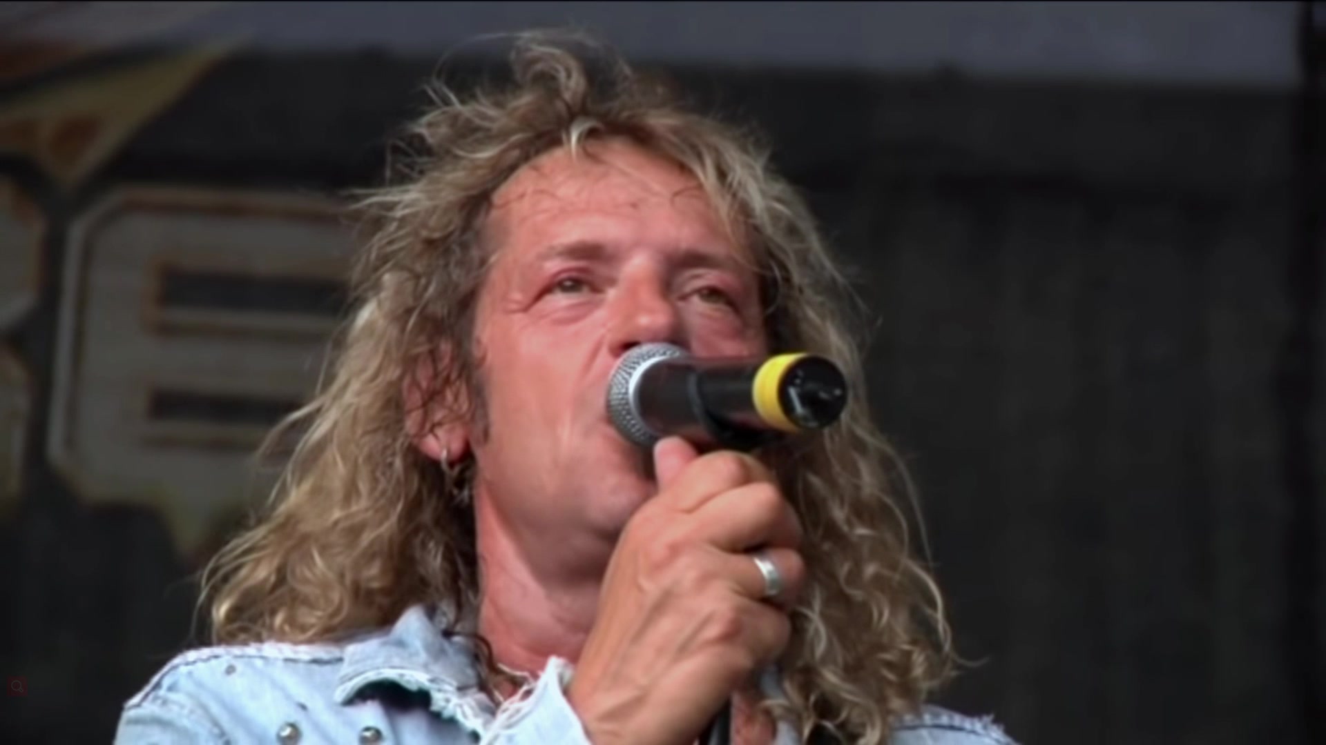 bonfire - you make me feel (live 2011)