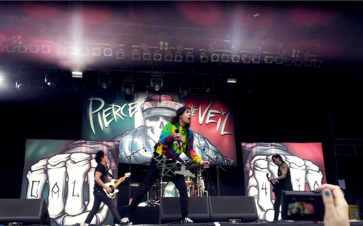 [图]Pierce The Veil 2015雷丁音乐节现场