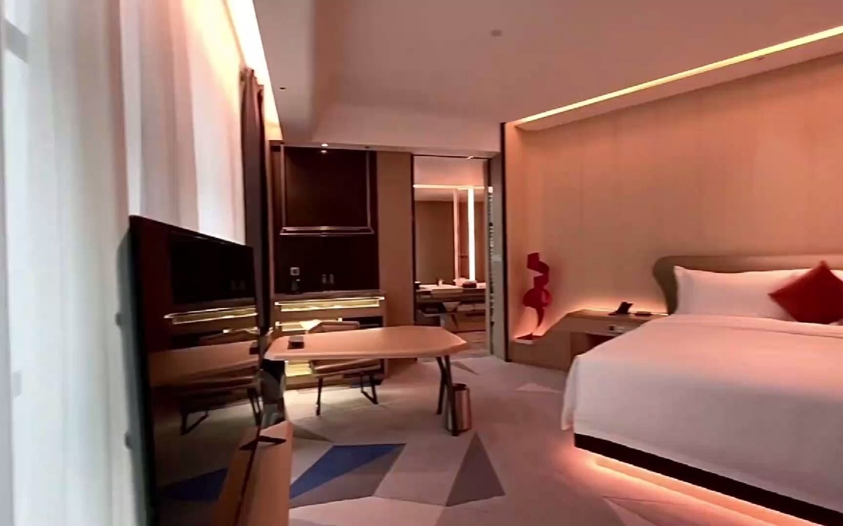 继续打卡南宁k国际酒店,今天是你们爱的大落地窗哦