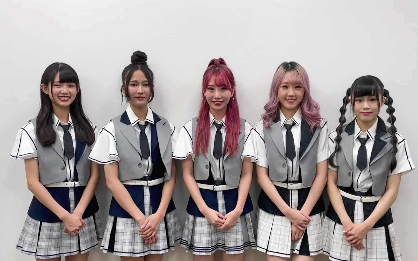 akb48 team tp(林于馨 林倢 藤井麻由 李佳俐 周佳郁) 高雄鼓山表演