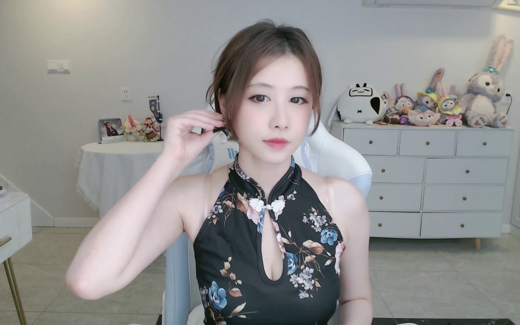 【小仙若】22.10.23 旗袍黑丝跳舞