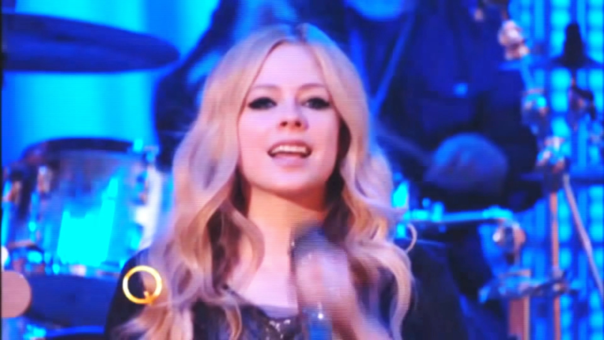 【艾薇儿的东亚热单欧美冷单】Avril Lavigne  Rock N Roll (Live 2013.09.30 The Queen Latifah)哔哩哔哩bilibili