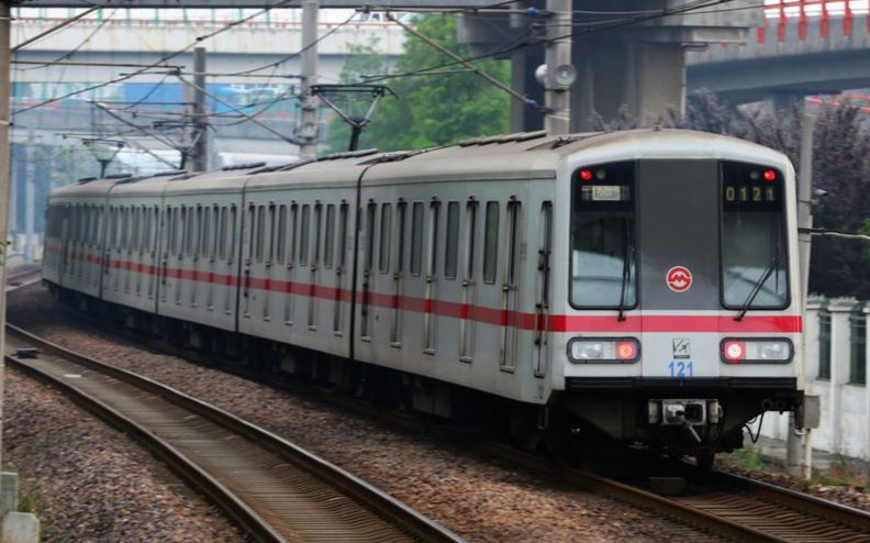 上海轨道交通1号线进出站