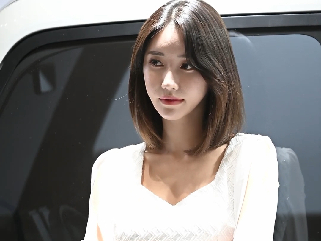 《最美车模系列》——林率雅(压轴)