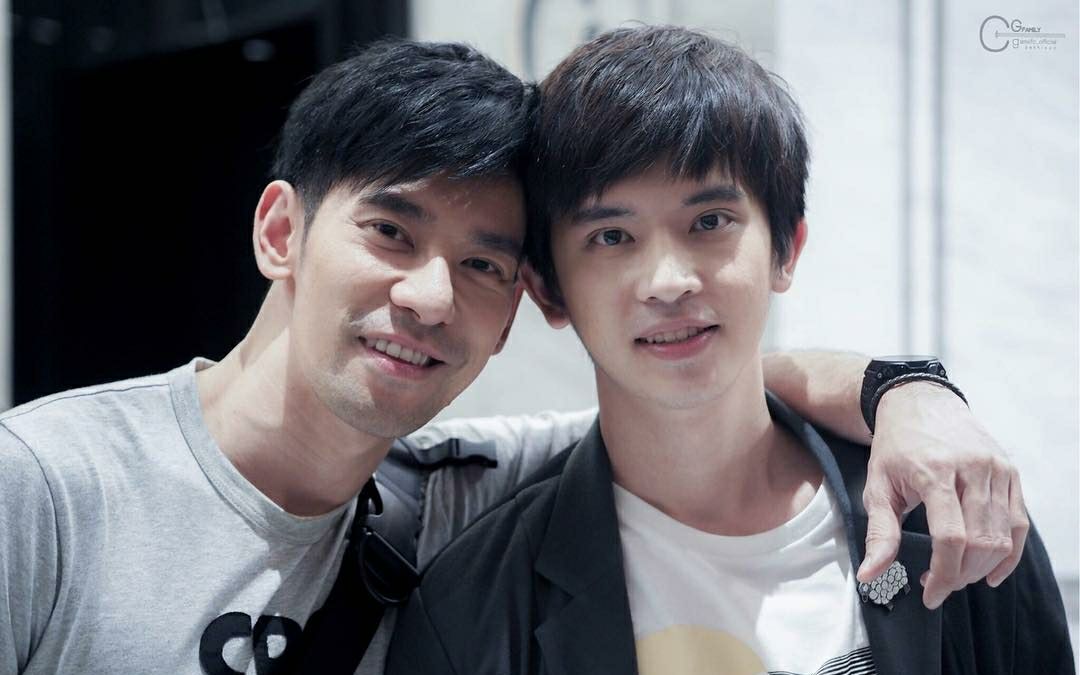 《醉后爱上你》大叔和小可爱与粉丝们一起互动