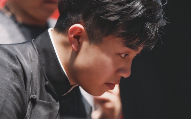 德云社上了台他就是相声演员张九龄