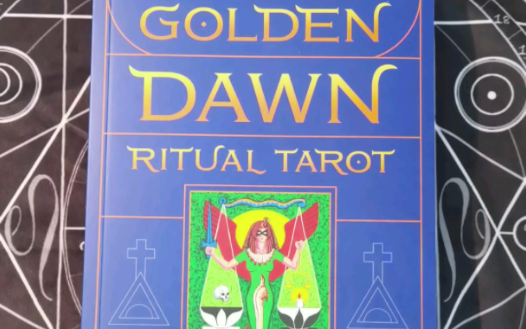 【牌面鉴赏】金色黎明魔法塔罗golden dawn magical tarot