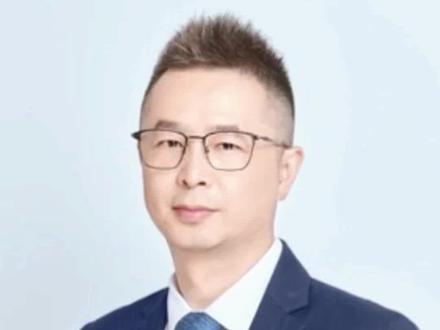 【大宗商品市场景气水平进一步提升】 大宗商品价格回升，是个好的信号 大宗商品价格指数，开始出现连续回升，这其实是一个好的现象