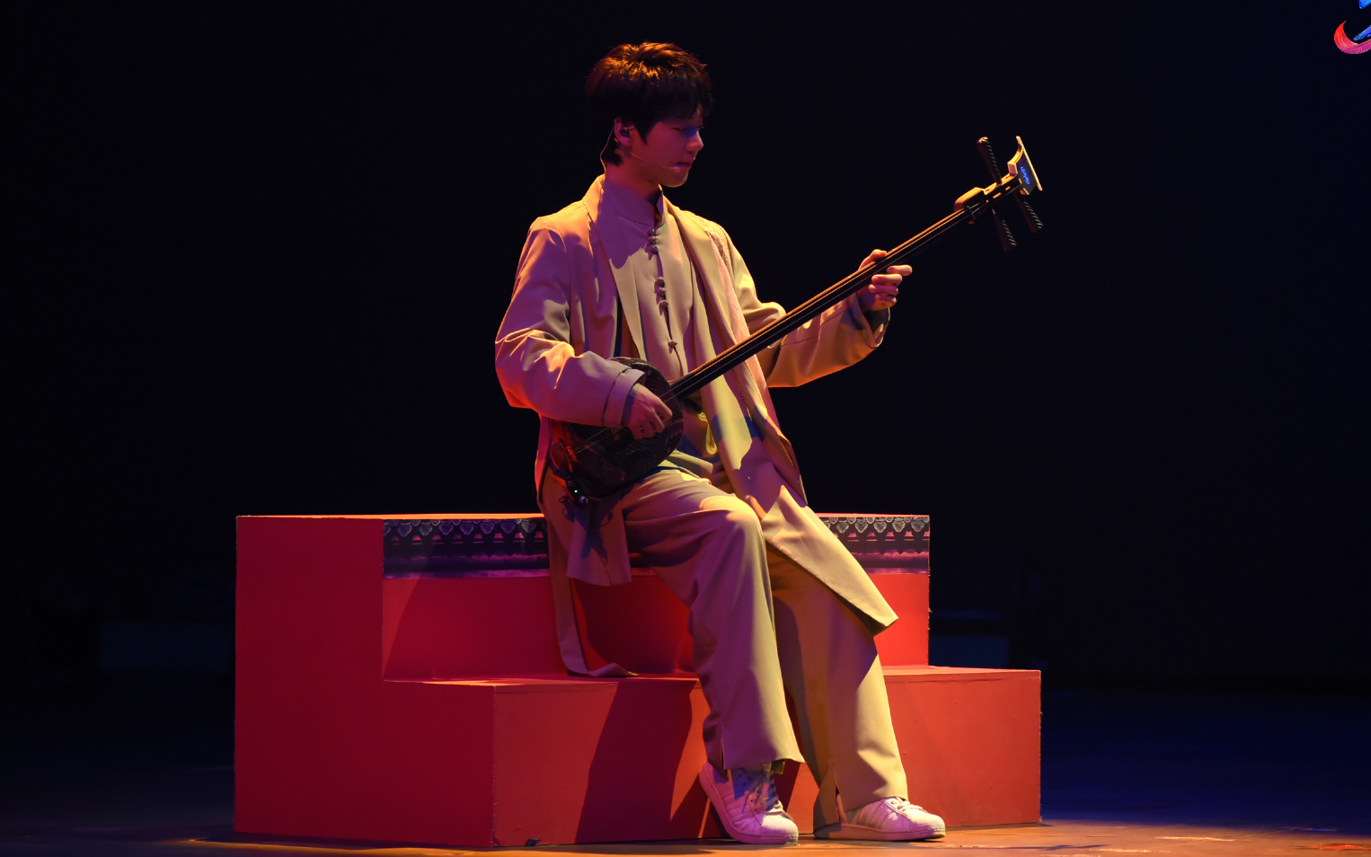 cctv15音乐频道《音乐公开课》歌曲《故乡是北京》—刘丰2021.6.