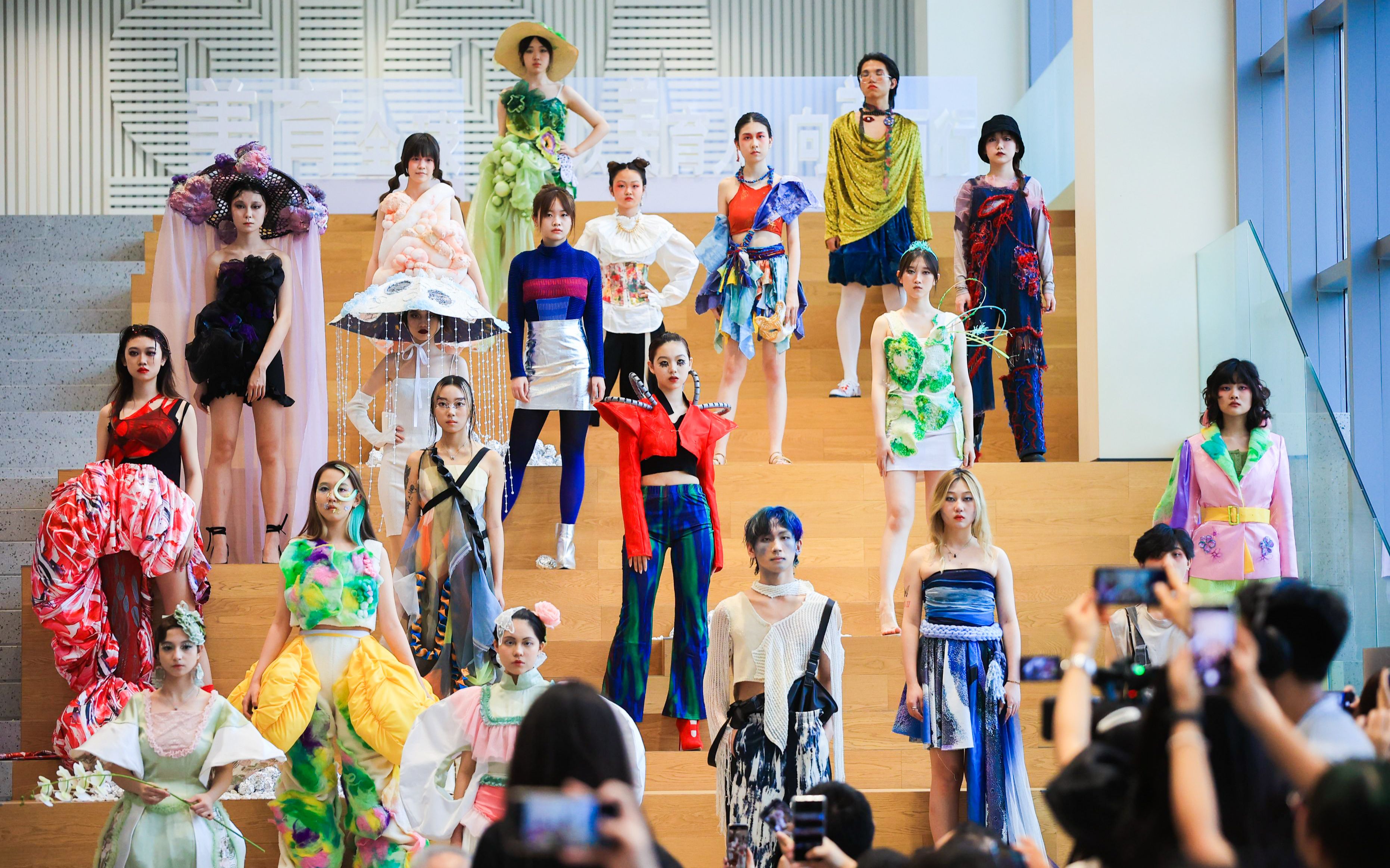 活动  【辰美原创】首届学生时装秀,给你带来非一般的感受