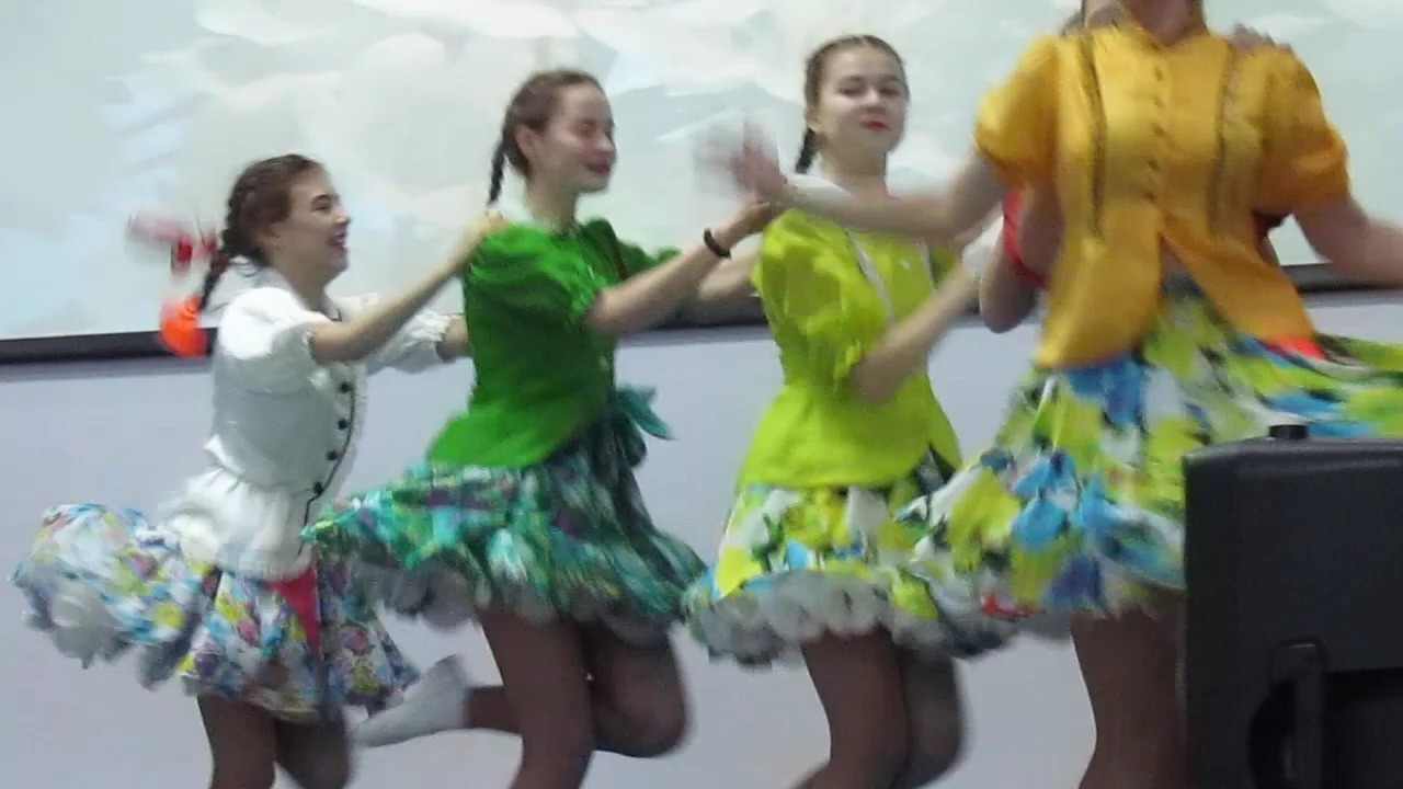 анс.  фаворит . зажигательный русский танец