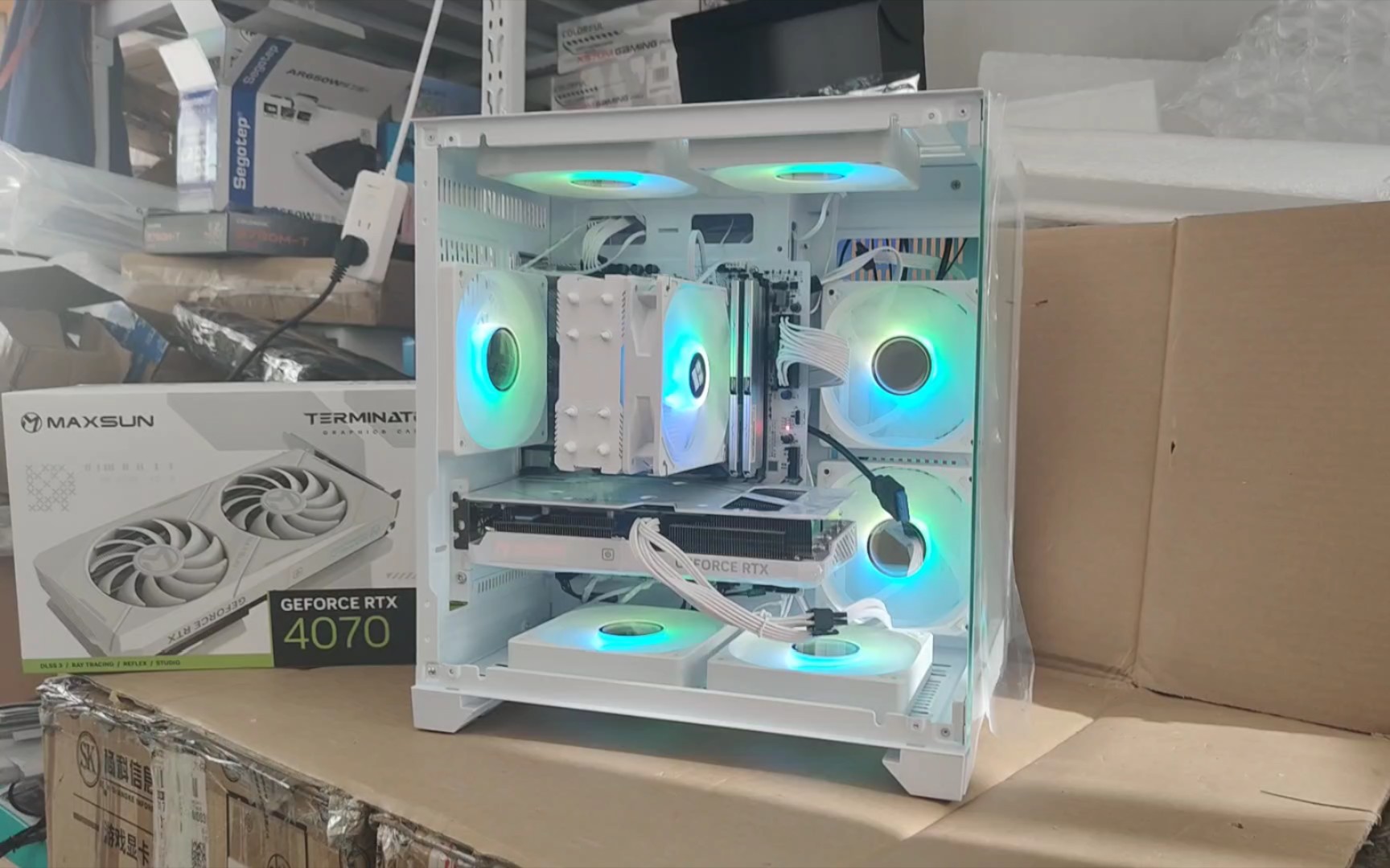 预算6900 海景房 i5 12400f rtx4070 2k分辨率测试cs2,dota2,绝地求生