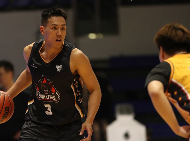 程鑫凯发挥领袖风范,超强调整能力,专注赛场,持续高效发挥!