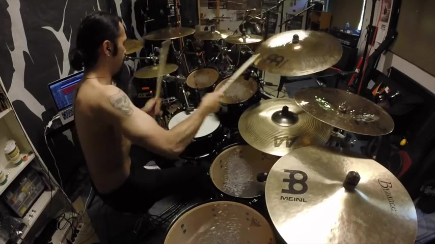 [图]厄运之山现任鼓手Jocke Wallgren - Insomnium - Into The Woods Drum Cover