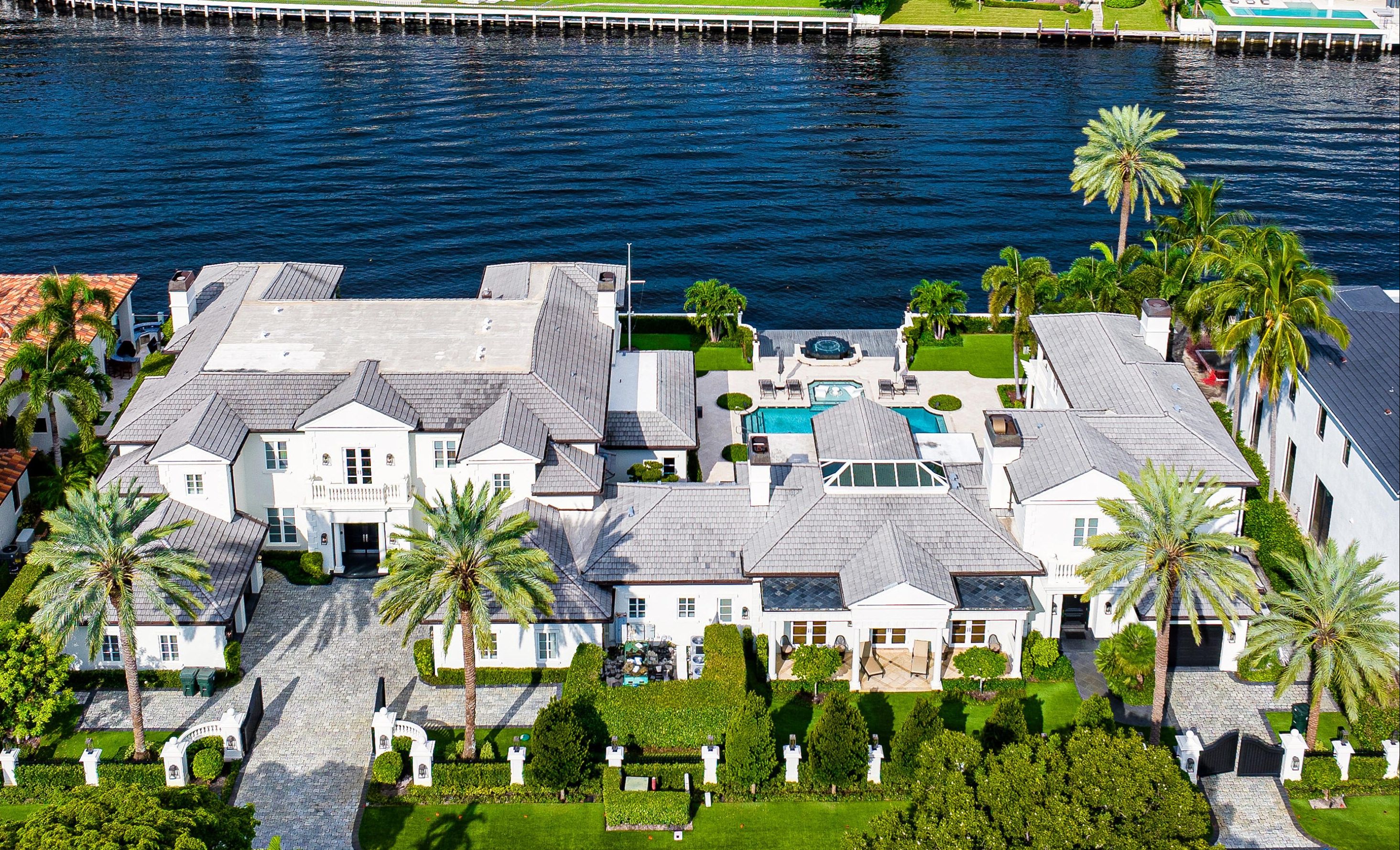 位于佛罗里达州博卡拉顿水道旁的一座庄严的滨水豪宅|2989 spanish