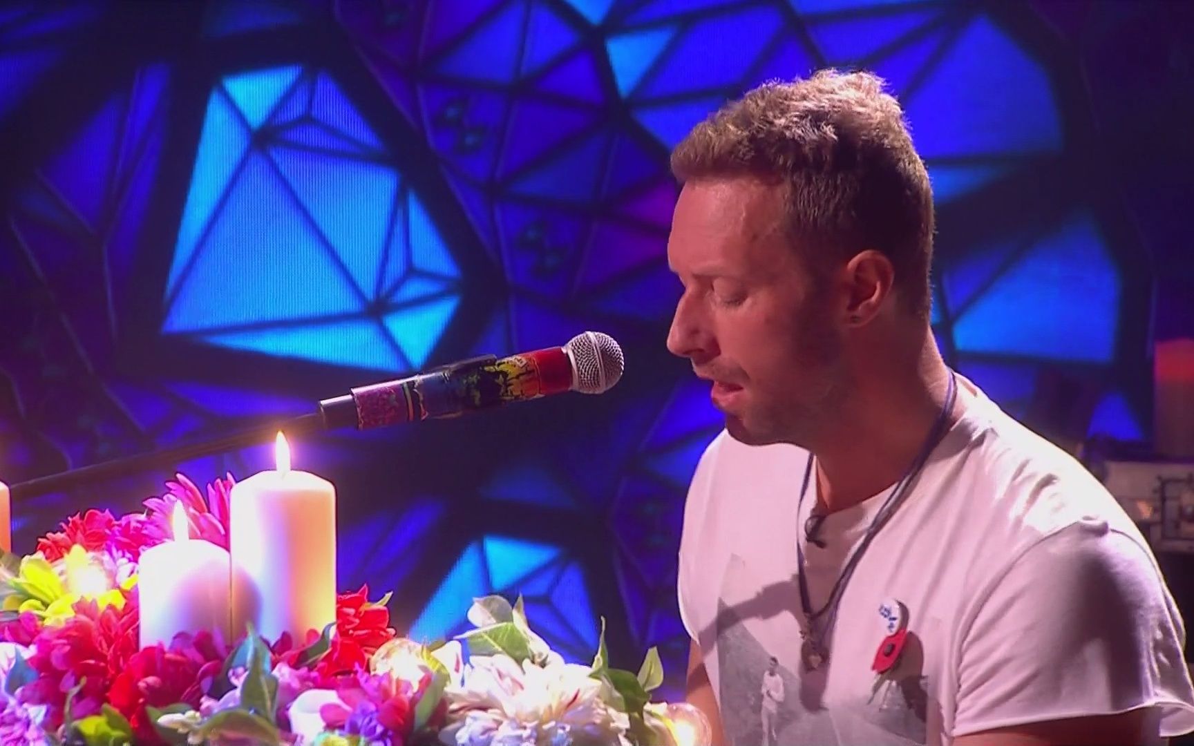 coldplay - [everglow] the graham norton show 11th november 2016