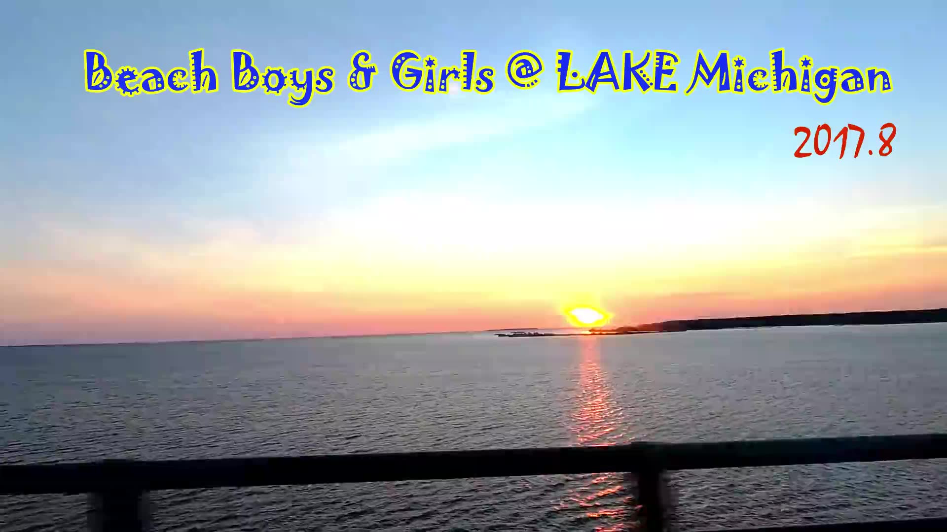 [图]BEACH Boys and Girls at Lake MichiGan (1080P)