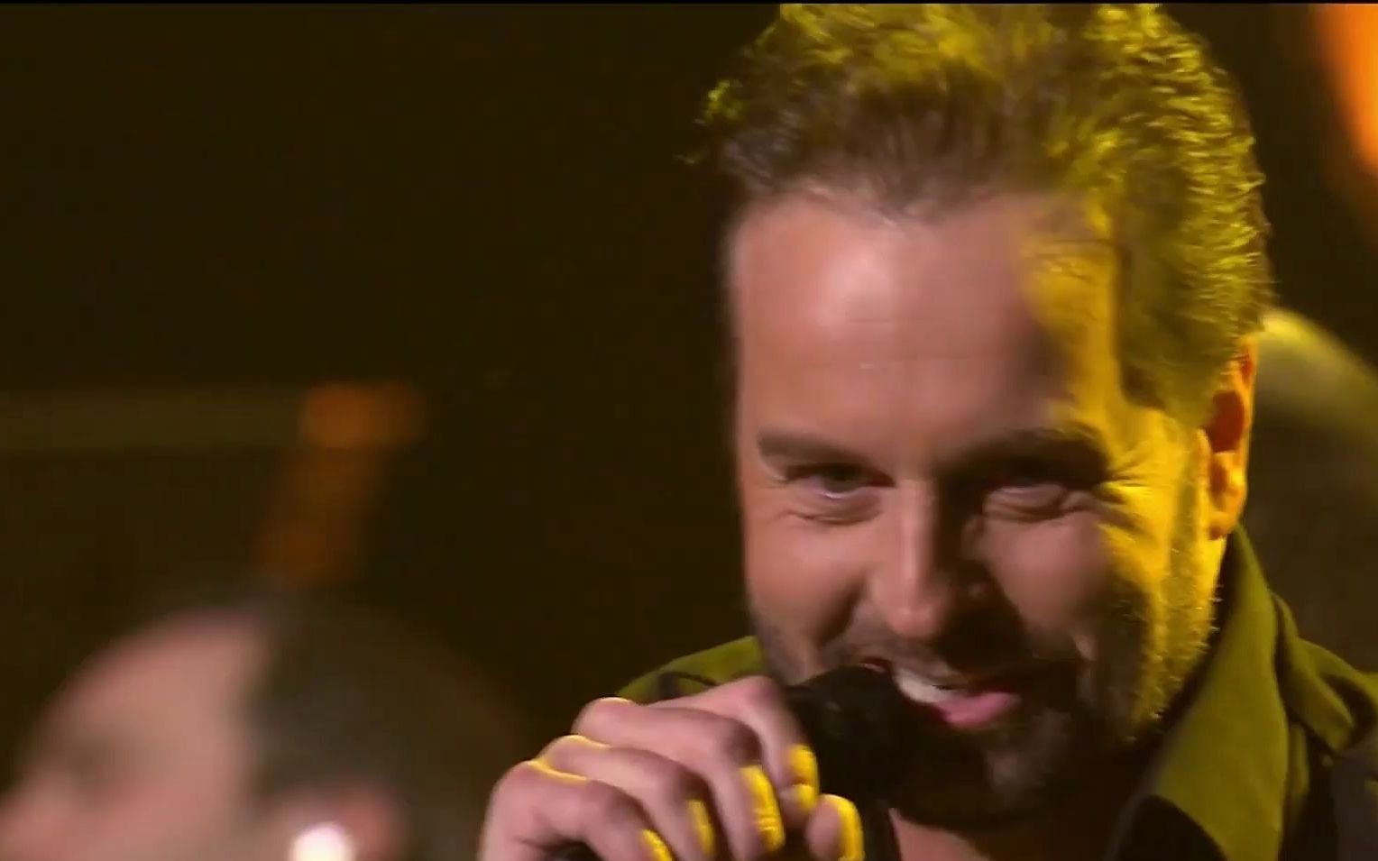 [图]【英字】【1080】Alfie Boe & Gary Barlow - Don't Stop Me Now