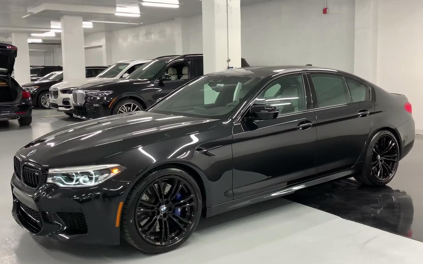 2019宝马m5competition黑武士风格真的很帅