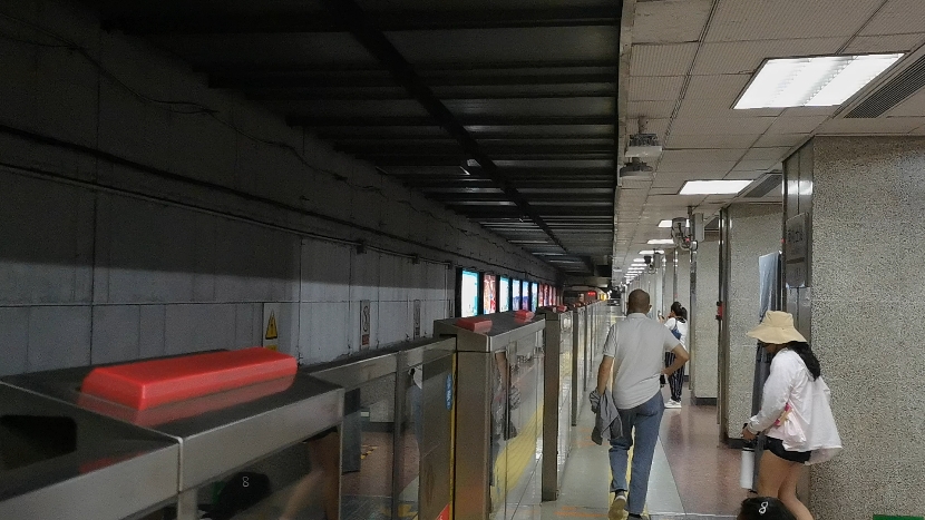 01027进南礼士路站