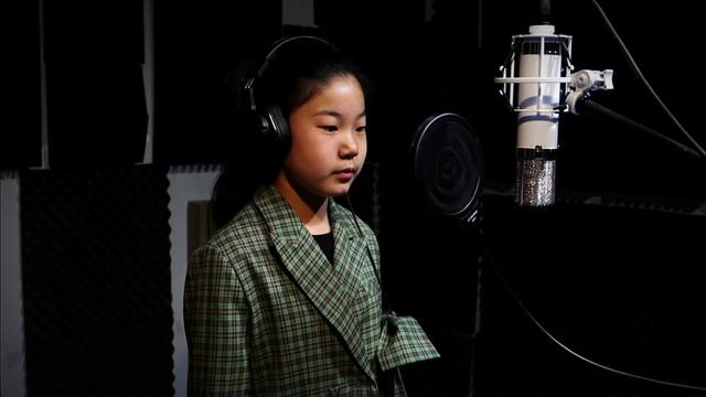 跟着何陈佳凝来一起做个 吧~!