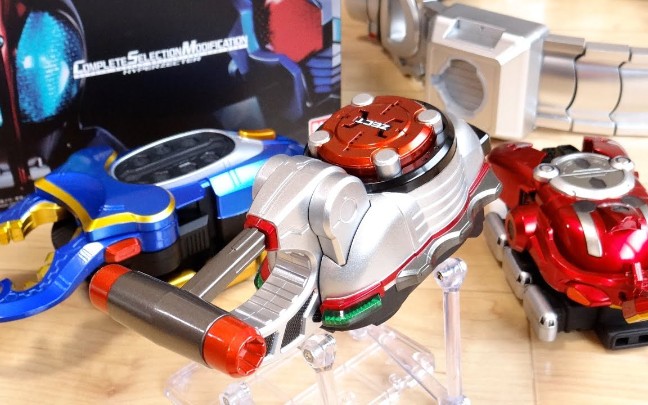 海帕甲斗&海帕钢斗变身!w骑士踢也再现!