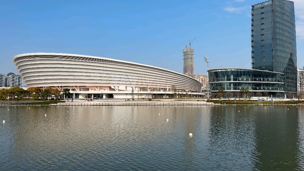 又是阳光明媚,美好的一天,拍摄于【温州瓯海区娄桥上汇龙舟运动基地】