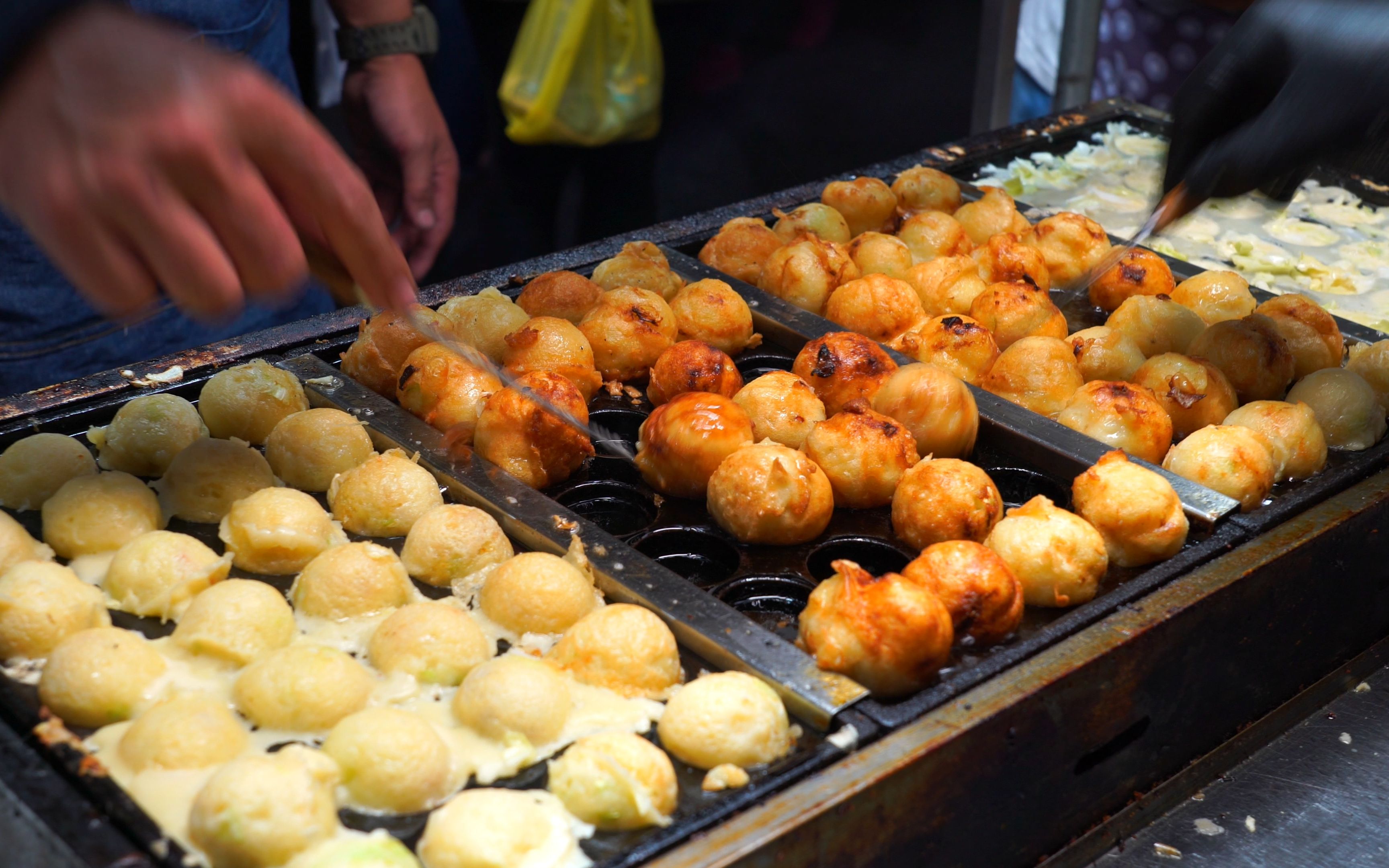 关东章鱼小丸子靠脸吃饭的幽默老板台中大庆夜市
