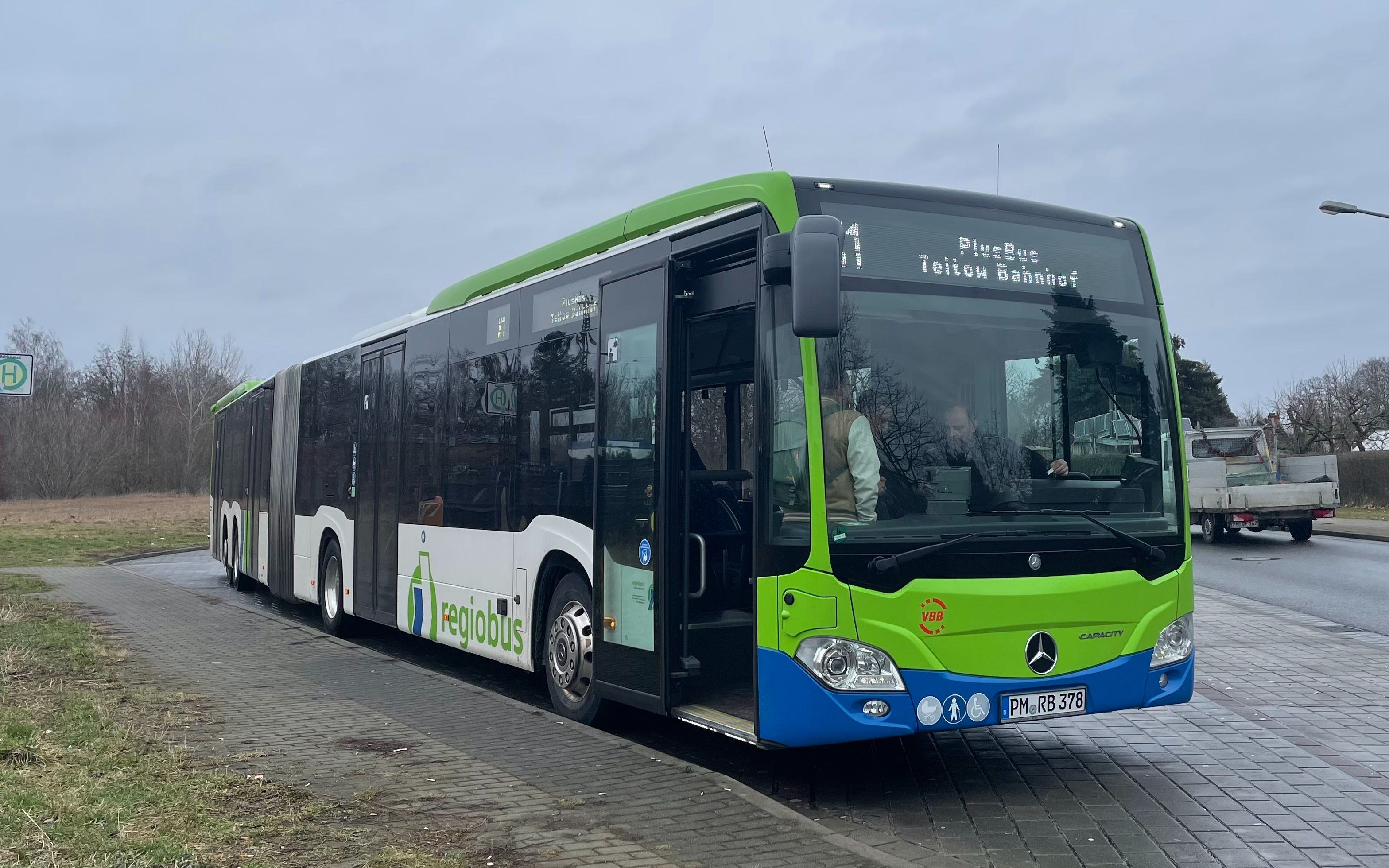 柏林波茨坦公交x1预告