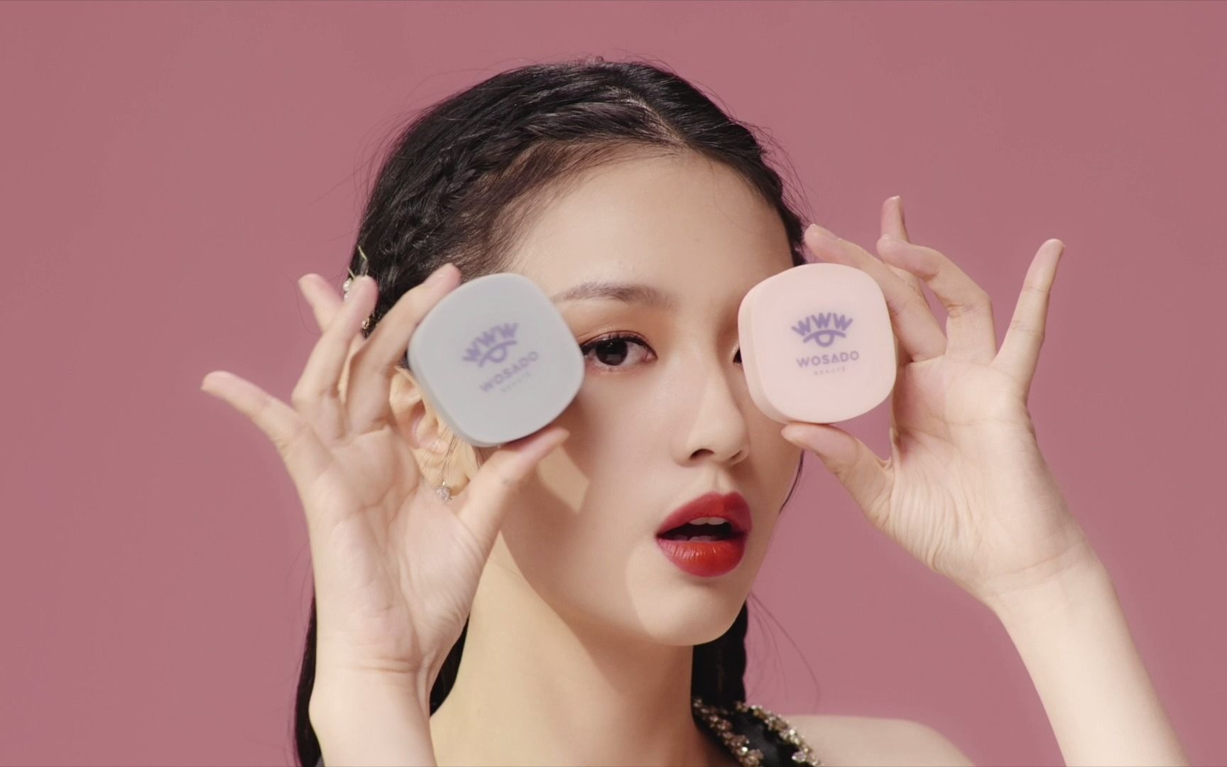 官宣|周也成为wosado悦瞳首位品牌代言人