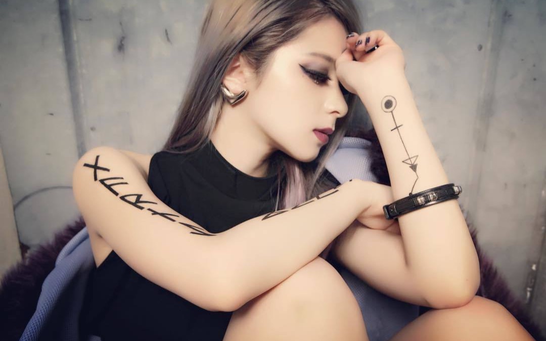 极乐净土小姐姐garnidelia桃源恋歌1080p教你说我爱你 你们要的二胡