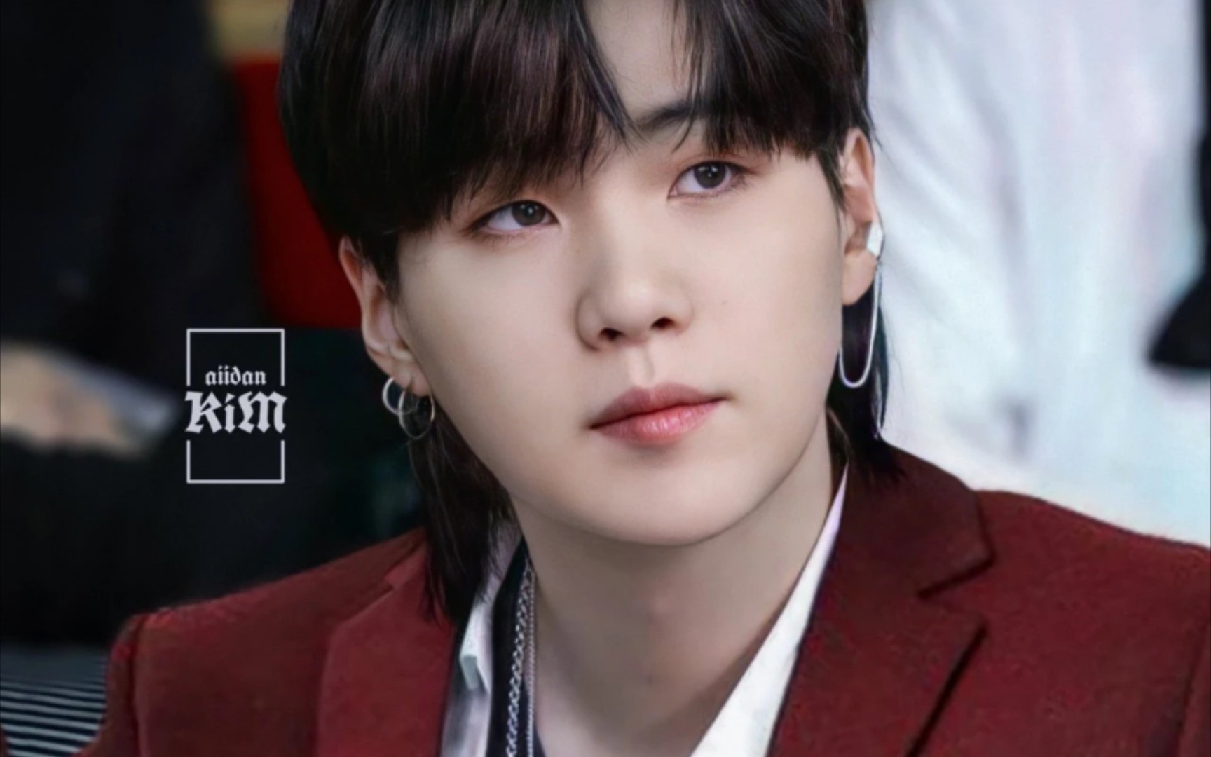 【闵玧其】"闵书俊! 嗷呜~" "我今后,只听你的话.