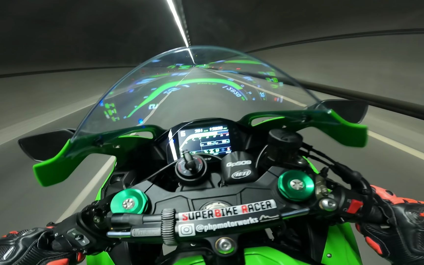 川崎大牛ninja zx-10r國外公路狂飆 kawasaki ninja zx-10r