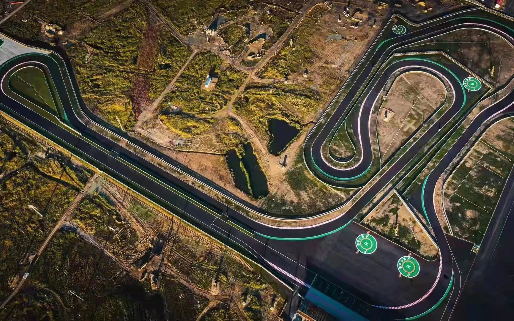 大庆赛车小镇赛道试跑