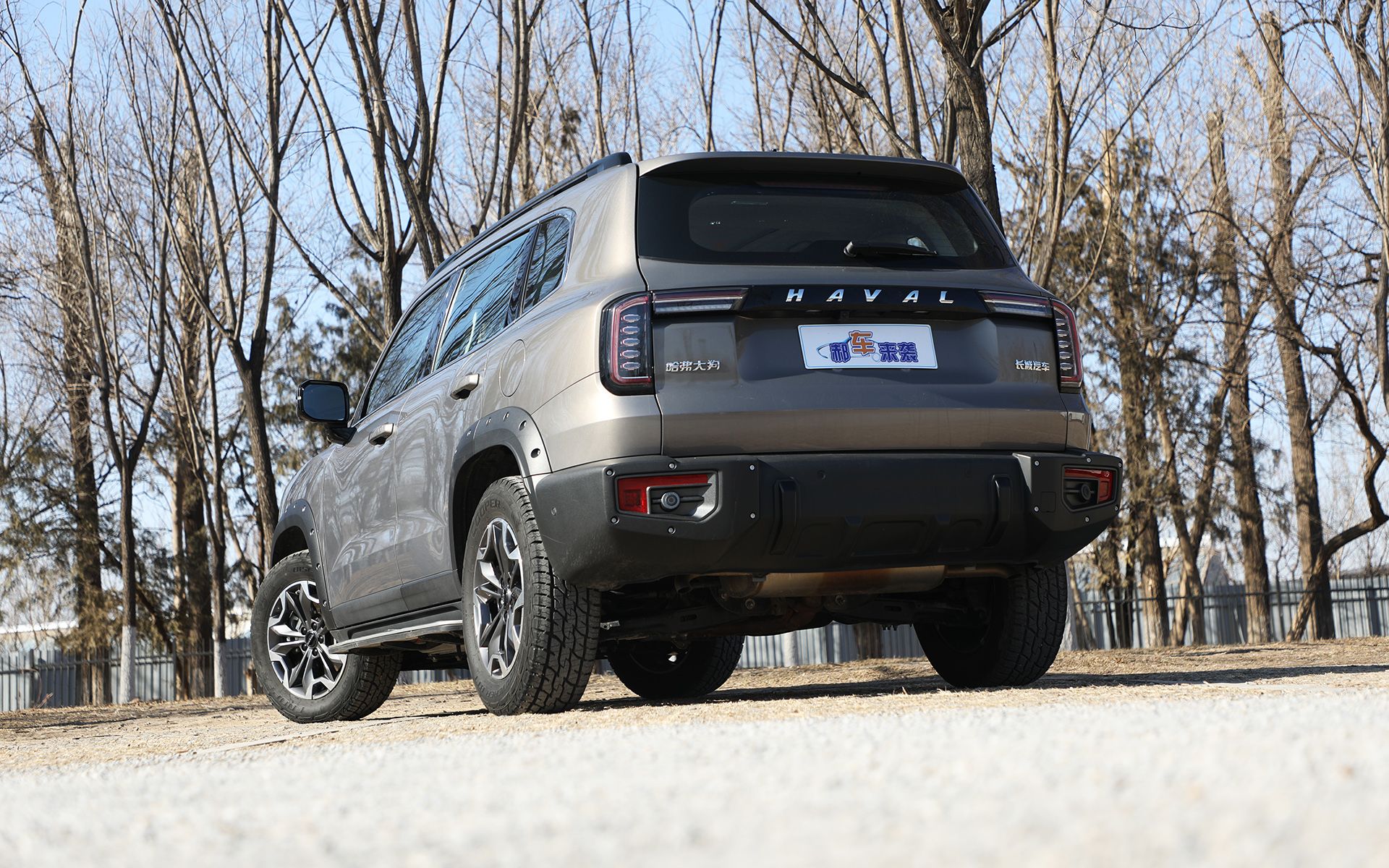 现款优惠1.2万,换代后新增插电混动版,两代哈弗大狗有何区别?