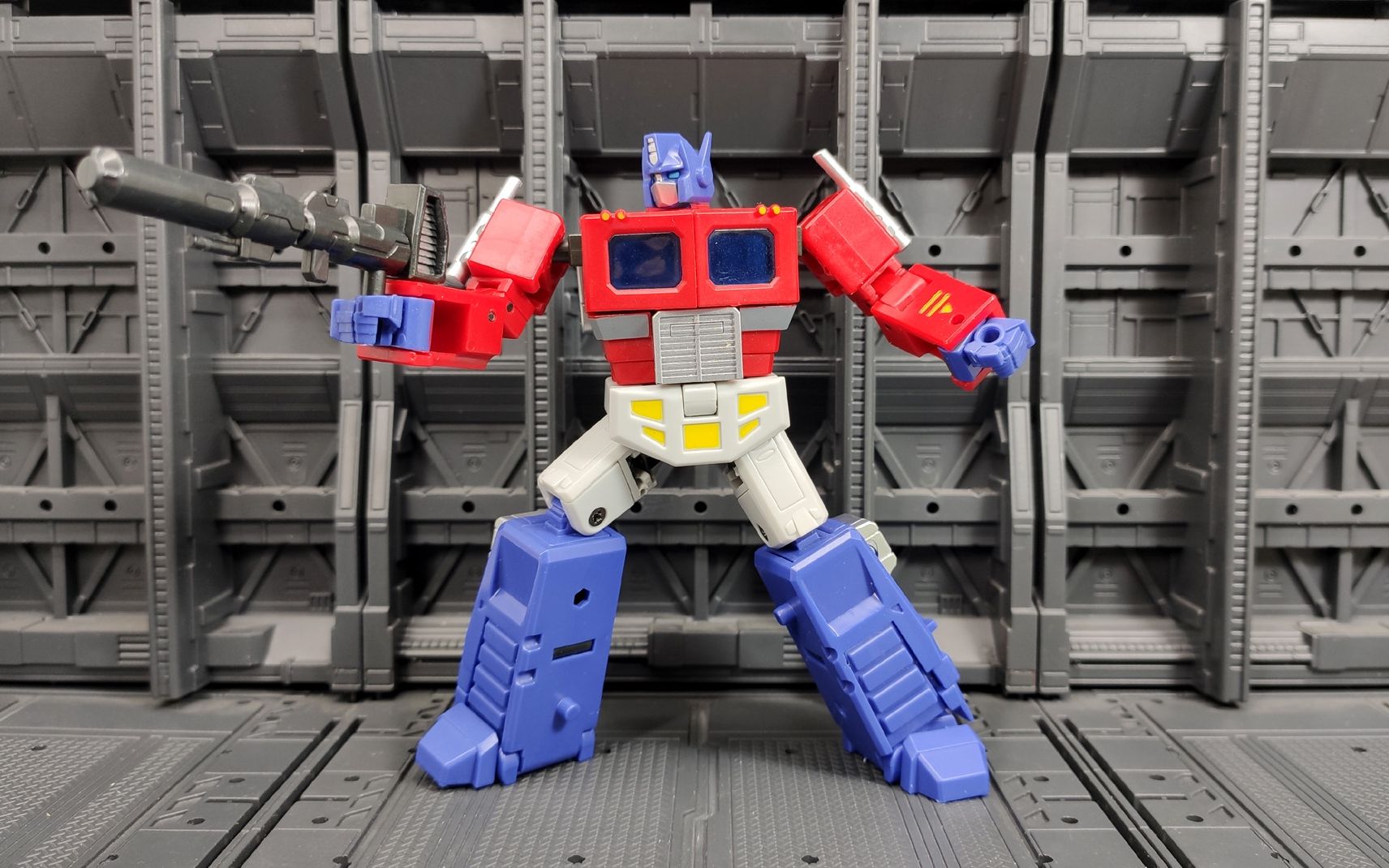 大力金刚模玩分享第193期-金宝小比例擎天柱