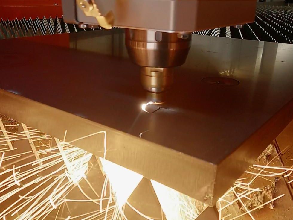 百超激光切割机icp智能切割功能,全方位的监控切割过程,使切割过程