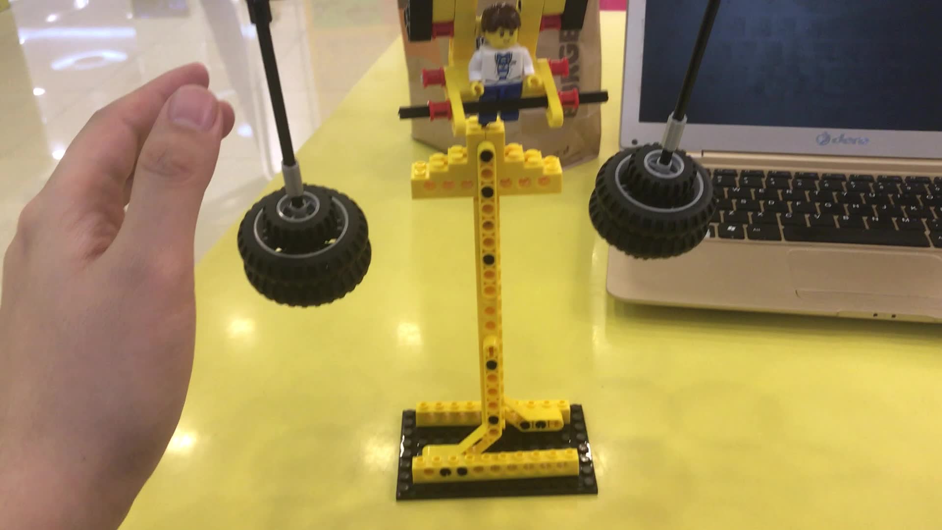 乐高 平衡小人——李航作品