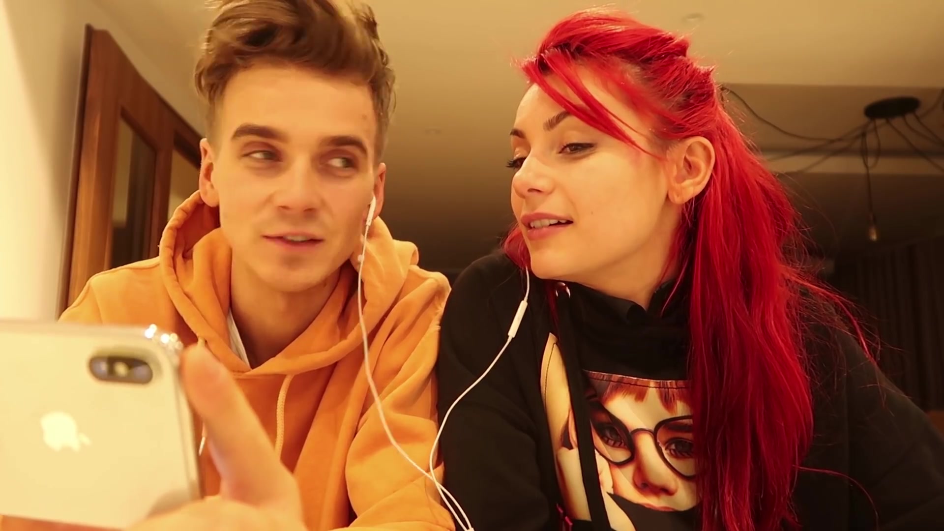 【joe sugg】reacting to our waltz!
