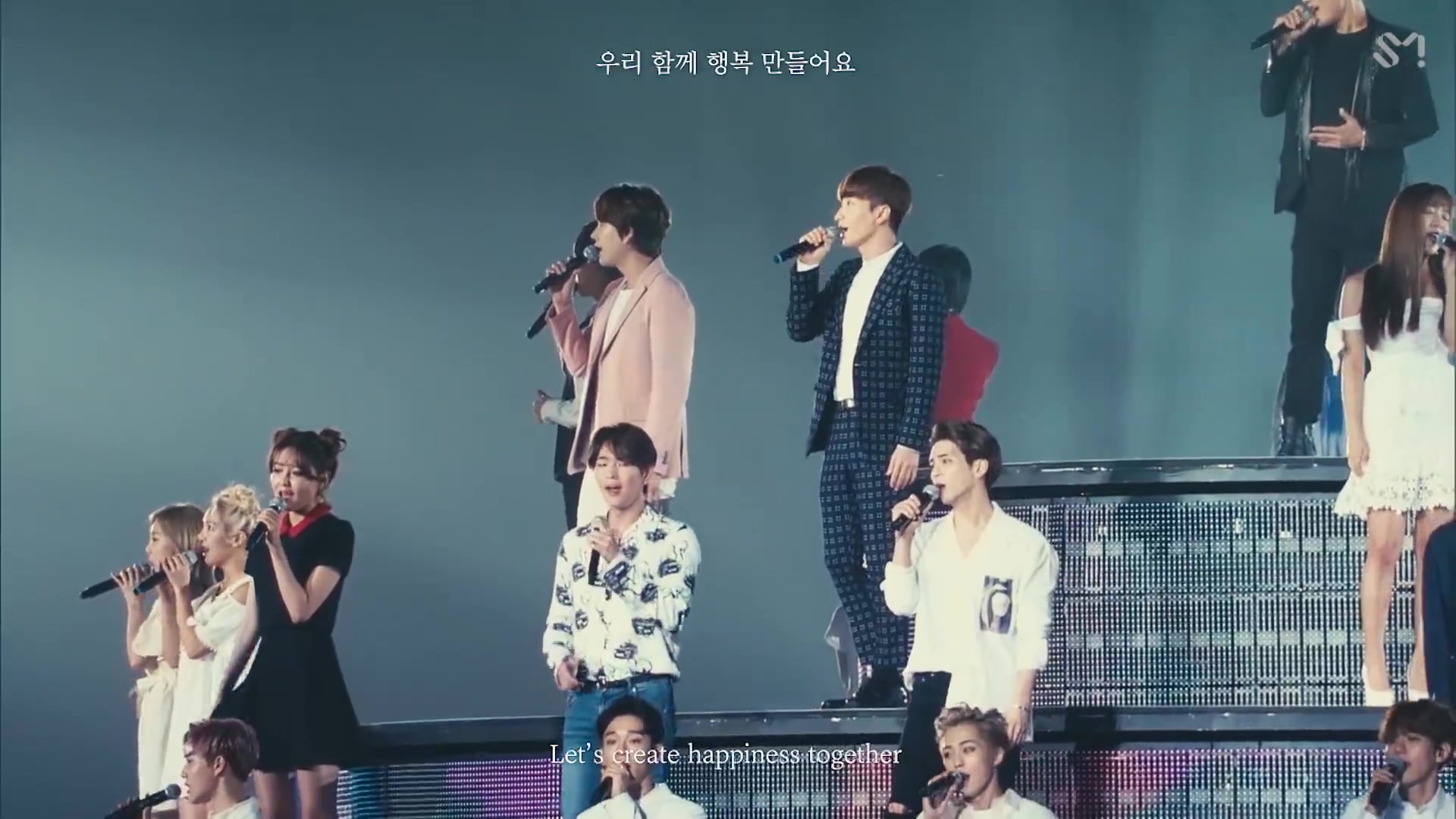 [图][STATION] SMTOWN Dear My Family (Live Concert Ver) MV