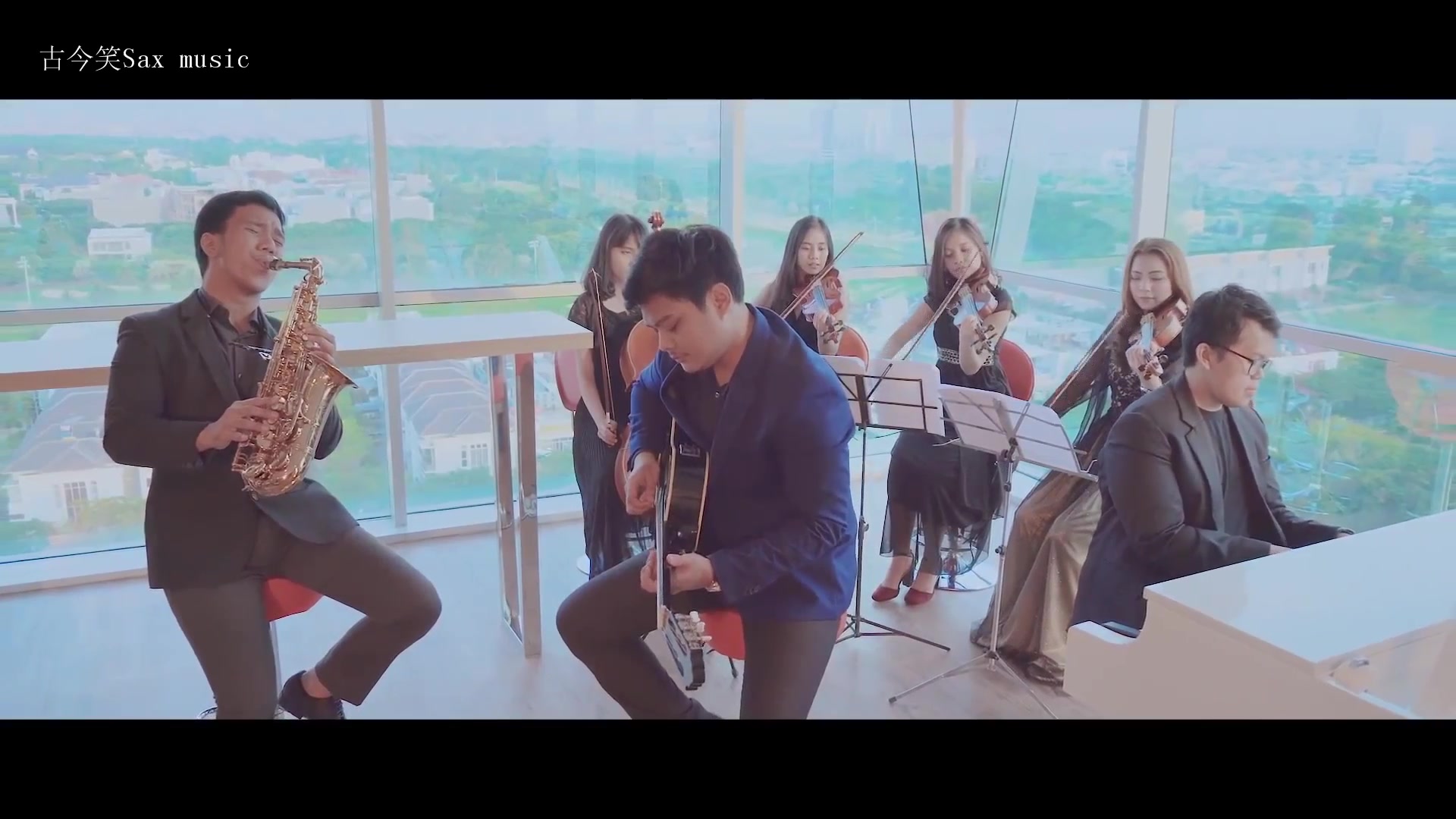 [图]【萨克斯】Manusia Bodoh ( Ada Band ) - Desmond Amos ft. Andre Ciputra