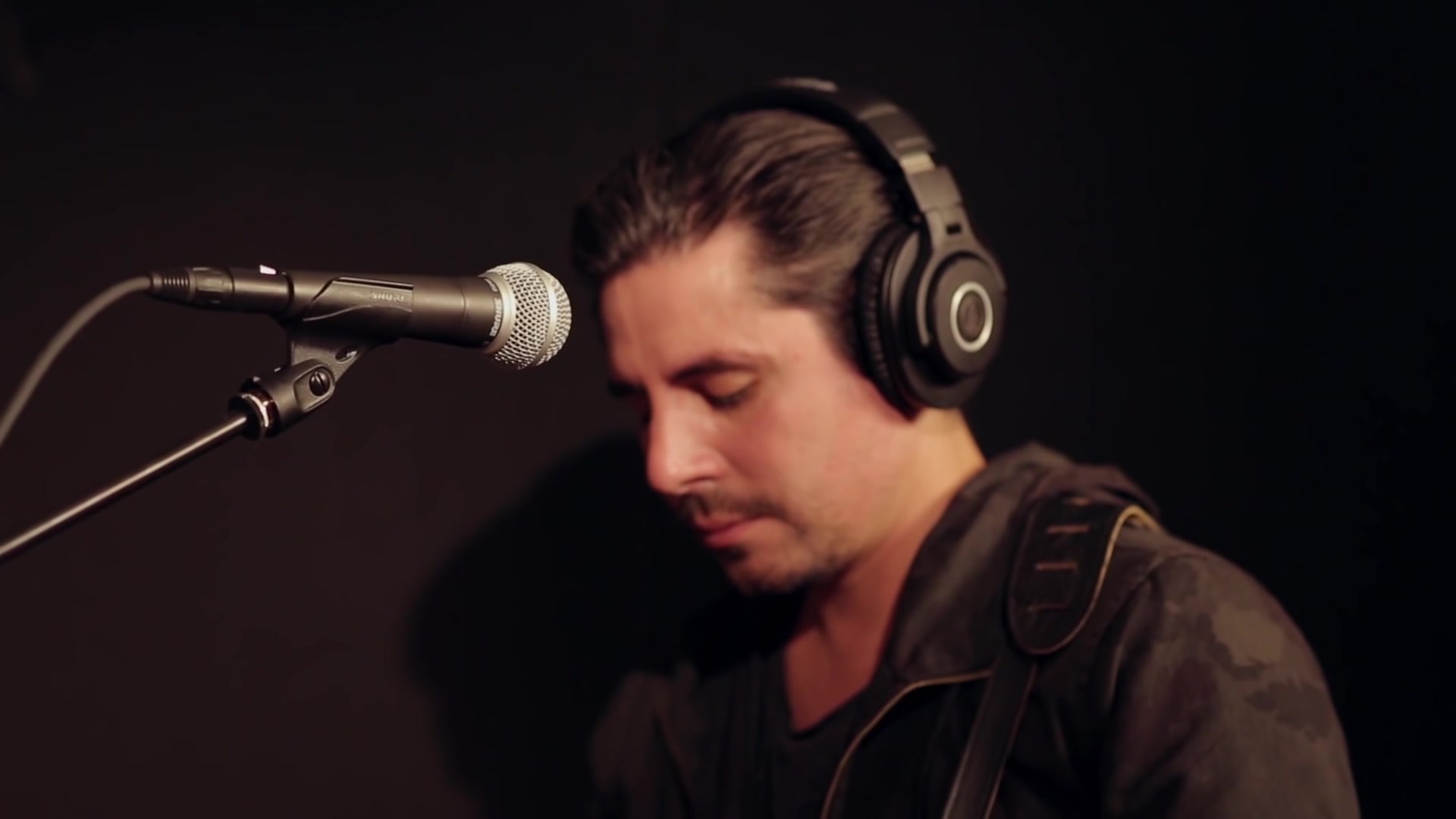 【low roar】2016 采访&现场 | live session findspire