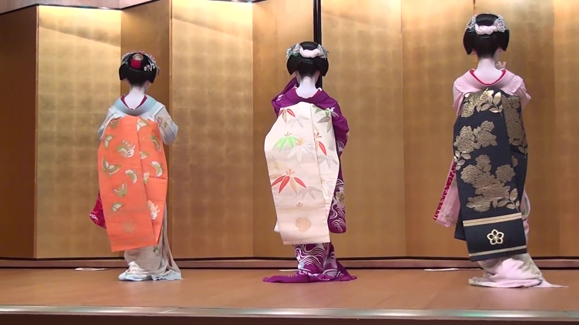 [图]京舞「祇園小唄」maiko dance _gion kouta_ KYOTO