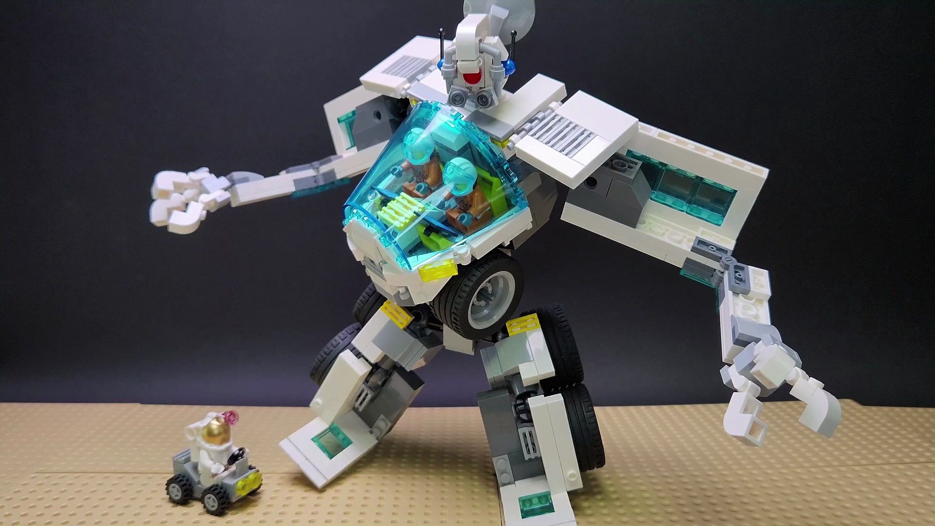 乐高月球车载人变形机甲