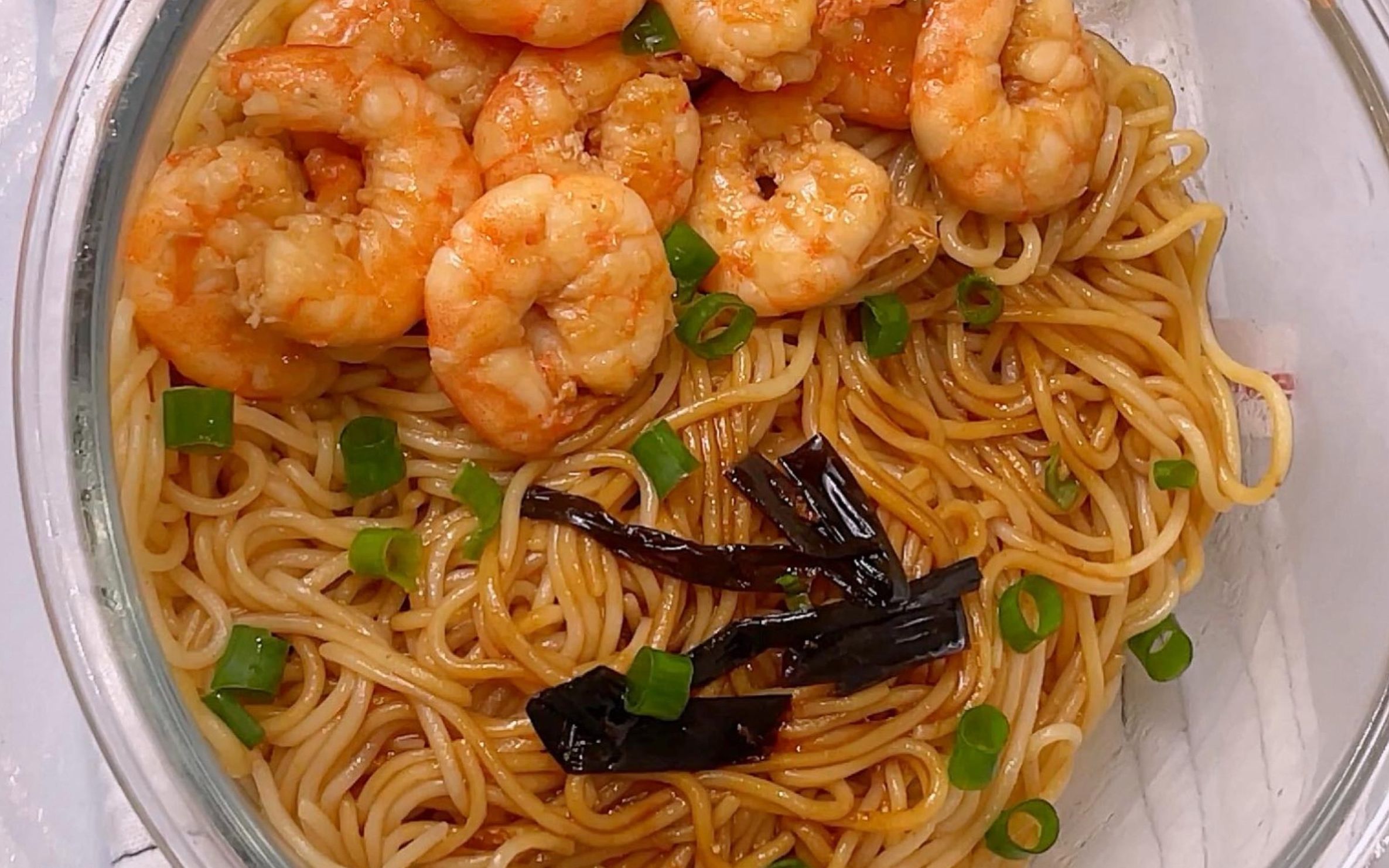 给你的爱心便当 葱油虾拌面>