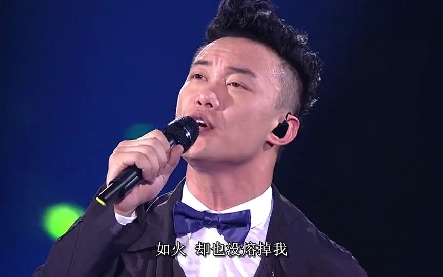 [图]陈奕迅 - 不来也不去 (Live)